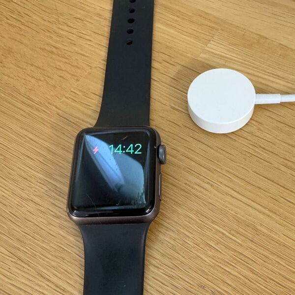 Apple Watch アップルウォッチ A1858 series3