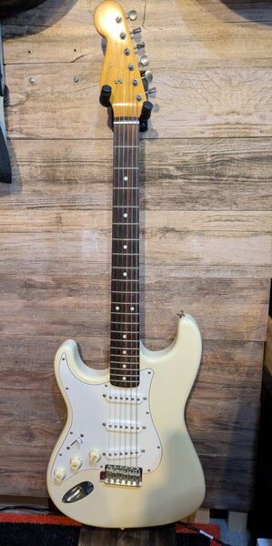 Fender Japan ストラトキャスター フェンダー レフティLeftレフトハンドLefthand左用