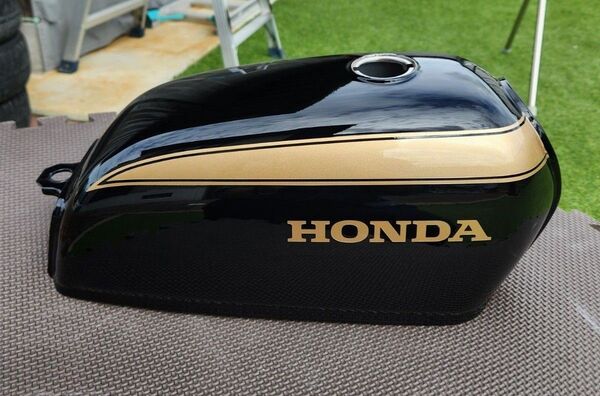 HONDA エイプ純正ガソリンタンク CB風デザインカスタムペイント ブラック×ゴールド