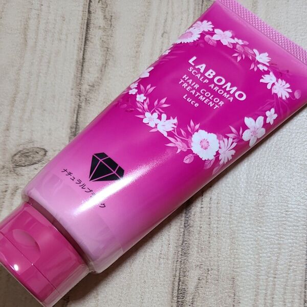LABOMO スカルプアロマ ヘアカラートリートメント Luce ナチュラルブラック