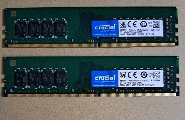 crucial メモリ16GB×2 32GB DDR4-2666 PCパーツ