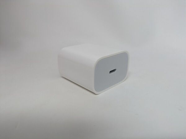 Apple 純正 USB-C 20W Power Adapter A2305 ( アップル 急速充電 )
