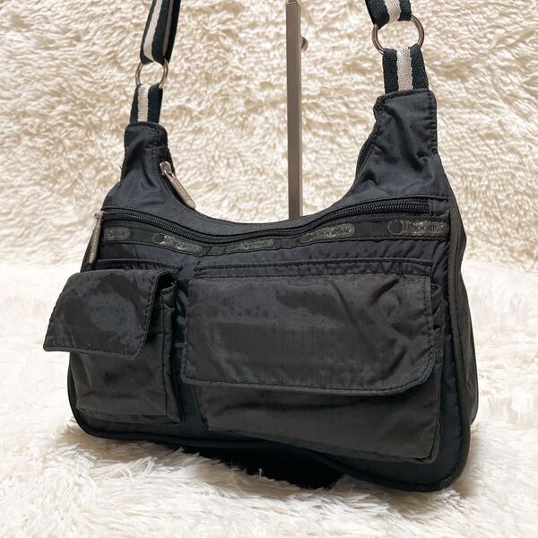 LeSportsac レスポートサック ショルダーバッグ クロスボディバッグ ブラック