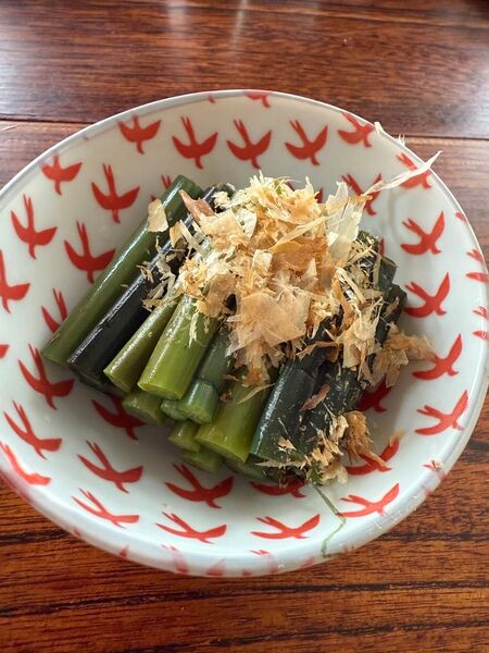 大自然から直送!極上わらび500g|旬の香りをあなたに 秋田県産 あく抜きも