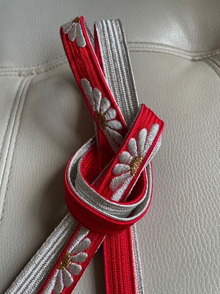 ゆ1019 帯締め 美品 着物 振袖 成人式 結婚式 刺繍 可愛い 和装小物