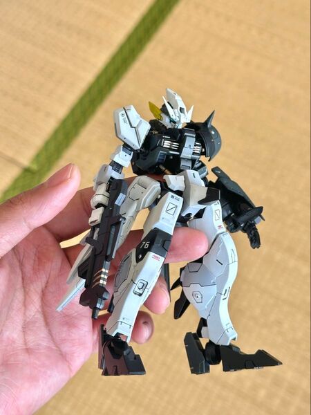 IRON-BLOODED ORPHANS HG 1/144 ガンダムアスタロト完成品