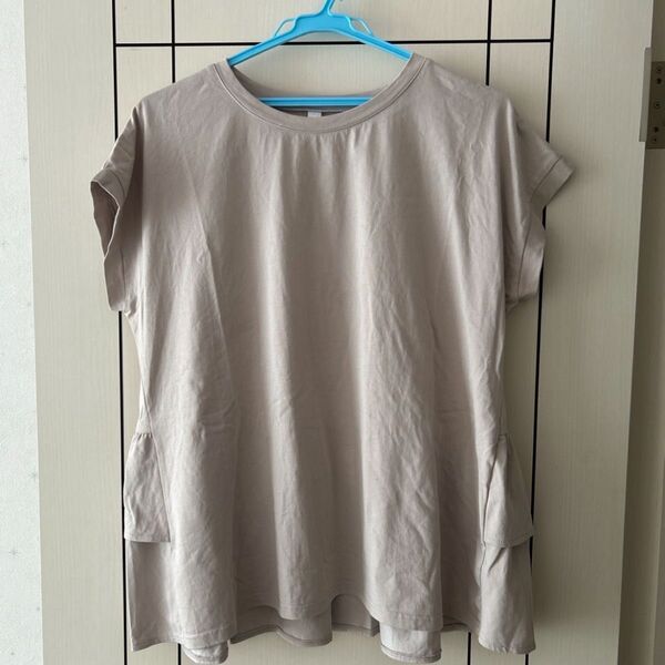 後ろフリルTシャツ ベージュ レディース 半袖カットソー XL