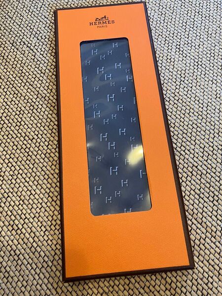 未使用 HERMES ネクタイ ネイビー シルク H 柄