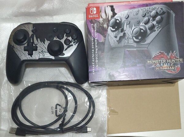 Nintendo Switch Proコントローラー モンスターハンターライズ:サンブレイクエディション