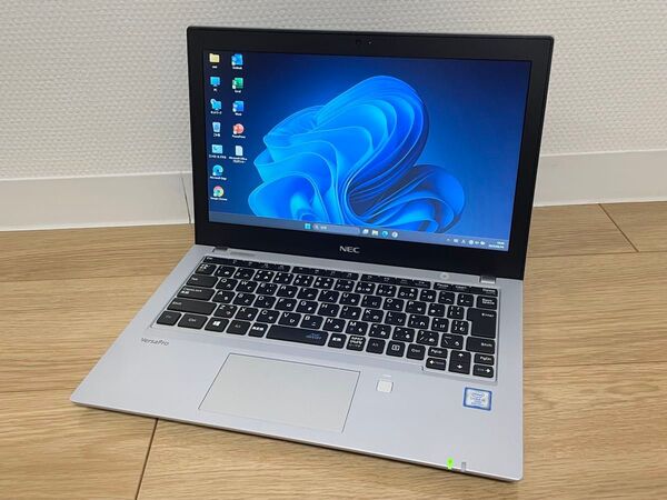 【美品】NEC VersaPro Windows11 Core i5-8350U 8GB SSD 256GB カメラ Office