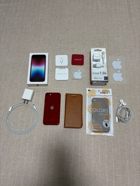 Apple iPhone SE 第三世代 64GB SIMフリー 赤色 中古