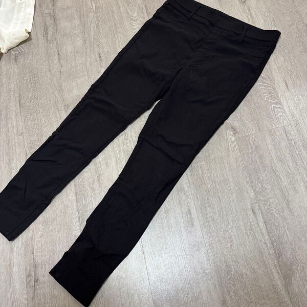 黒スキニーパンツ M
