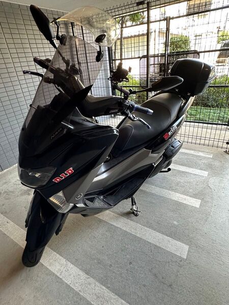 YAMAHA NMAX155ABSブラックカスタム多数、とにかく速いです!