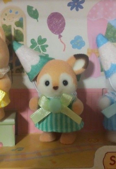 新品 シルバニアファミリー にぎやか赤ちゃん いろえんぴつ シカの赤ちゃん