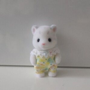 新品 シルバニアファミリー ゆきヒョウ 赤ちゃん ゆきヒョウの赤ちゃん