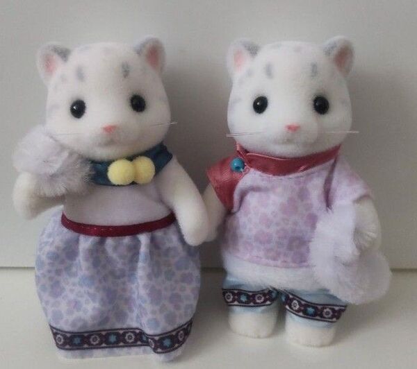 新品 シルバニアファミリー ゆきヒョウ お父さん お母さん 2点セット