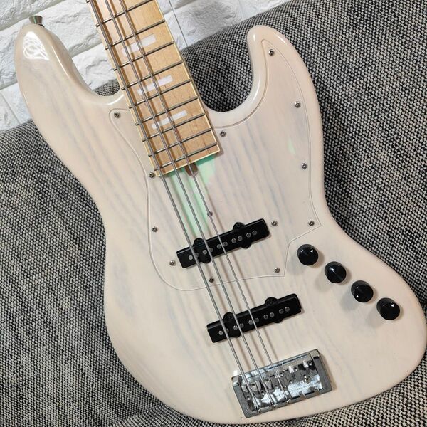 【5弦】Bacchus Hand Crafted Equipment 現状品特価