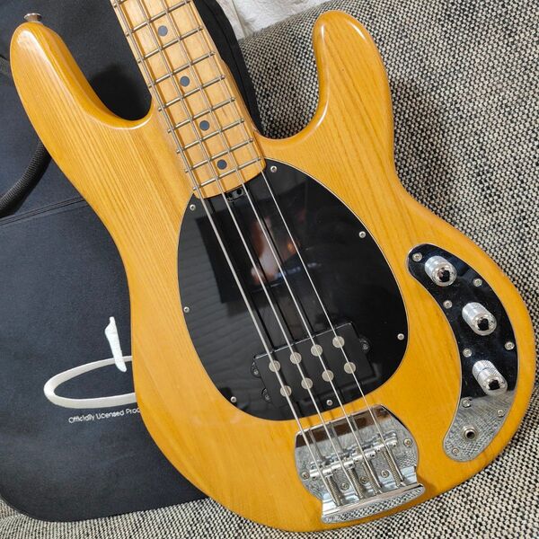 OLP Ernie Ball MUSICMAN スティングレイベース エレキベース MM-2