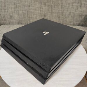 PS4 Pro 本体 ブラック CUH-7100B 電源ケーブル付き通電確認済み 現状特価品