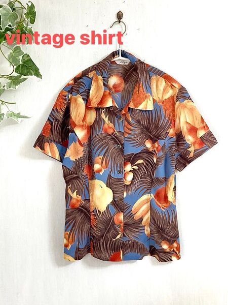 古着屋【昭和レトロ】フルーツ柄♪とろみ素材シャツ/ヴィンテージ シャツ/ヴィンテージブラウス/M 半袖シャツ