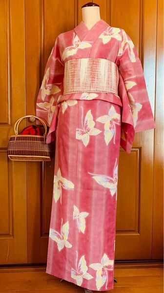やまと誂製 蝶のぼかし染めの可憐な浴衣に正絹紬織の半幅帯とふりふのカゴバッグ 七夕夏祭り花火大会浴衣デート文化祭 きもの道楽