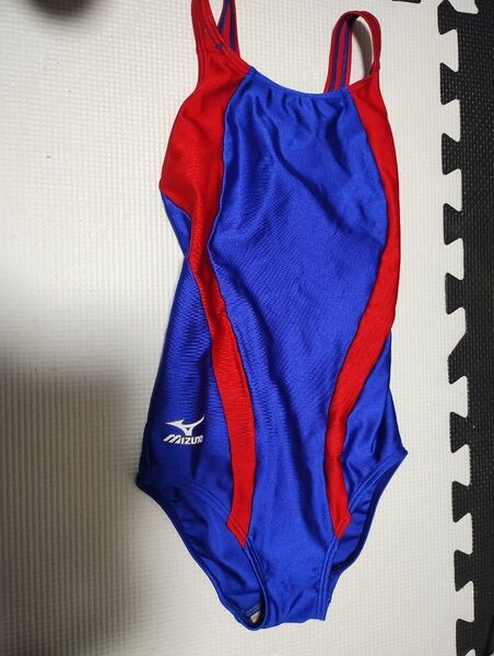 ミズノ 競泳水着 120サイズ