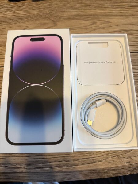 Apple iPhone 14 Pro 256GBスペースブラックSIMフリー