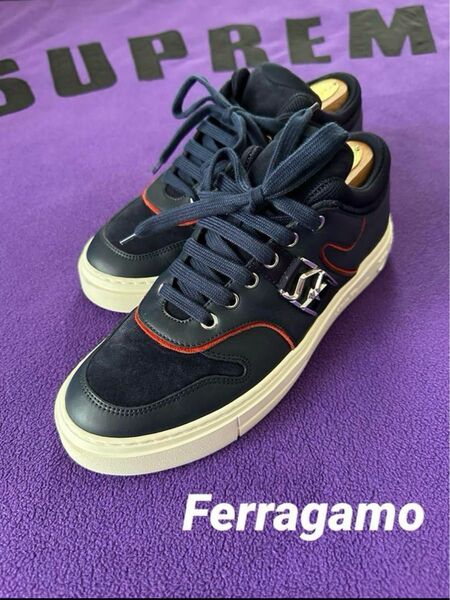 ★レアデザイン・極美品★Salvatore Ferragamo フェラガモ スニーカー