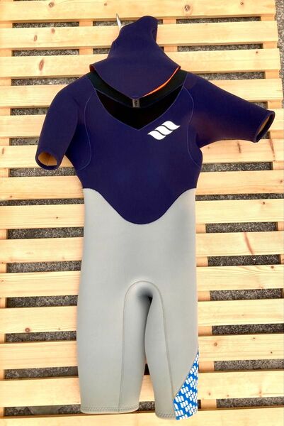 セール中 ウエスト ウエットスーツ 新品 大きなサイズ 高級素材 日本製