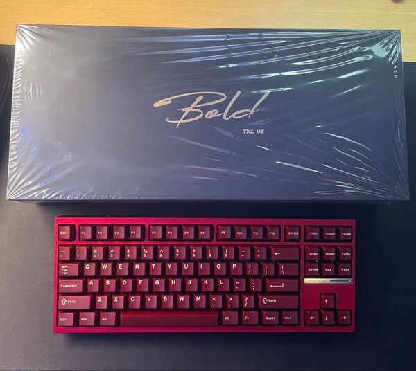 MORKBLADE BOLD TKL HE SCARLET / SANDGOLD
