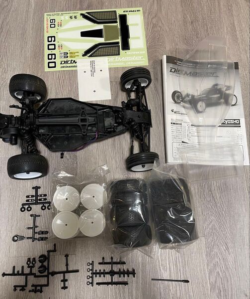 2WDバギー KYOSHO ダートマスター HVS-702付き 未塗装