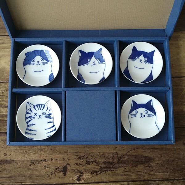 【ギフト】新品 日本製 美濃焼 SHICHITA シチタ 豆皿 ねこ 箱付き