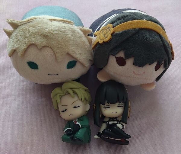 SPY×FAMILY スパイファミリー ロイド ヨル のるキャラ ぬいぐるみ 肩ズンFig フィギュア