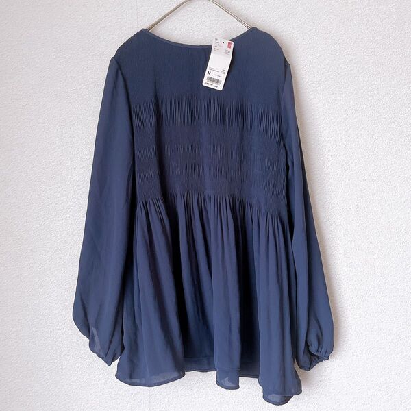 新品 ユニクロ ジョーゼットプリーツブラウス(長袖)M ブラウス シャツ 長袖 トップス ユニクロ