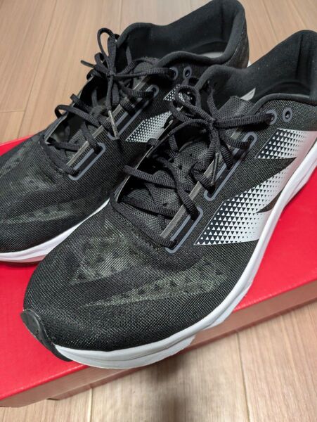 美品 28.0cm new balance ニューバランス FuelCell Rebelv4 スニーカー フューエルセル