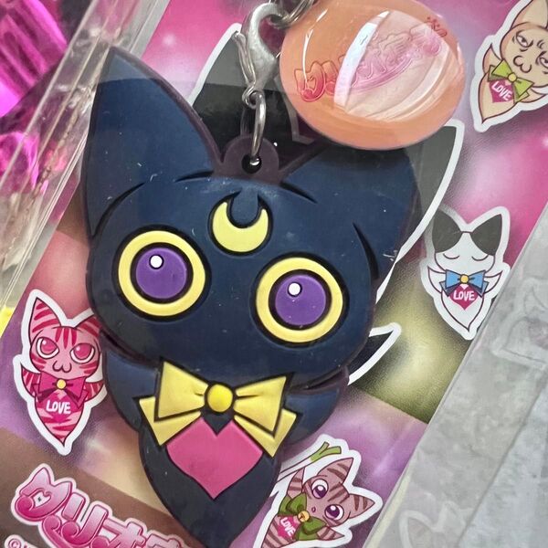 中川翔子プロデュースのキャラクター「クリオ寝子」ラバーストラップ グッズ キーホルダー ルナ 黒猫