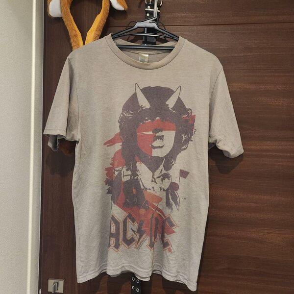 AC/DC バンドTシャツ ヴィンテージ風 グラフィックT グレー 古着 半袖Tシャツ Tシャツ 黒