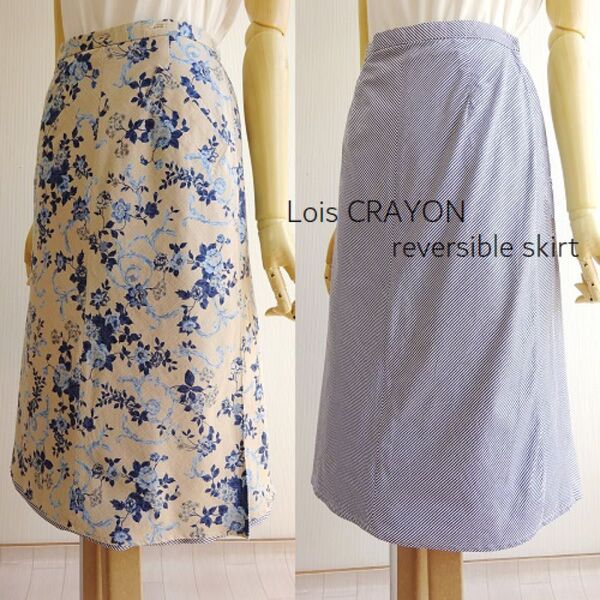 Lois CRAYON 夏 台形フレア リバーシブルスカート 柄 紺 ベージュ 白 M 上品 ロイスクレヨン 大人 膝丈 膝下丈