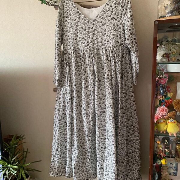 mite小花柄ロングワンピース