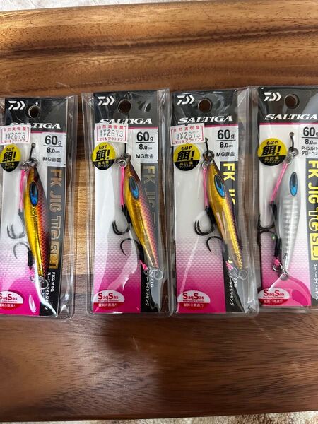 ソルティガ FKジグTG SLJ 60g MG赤金 シルバーグローベッド