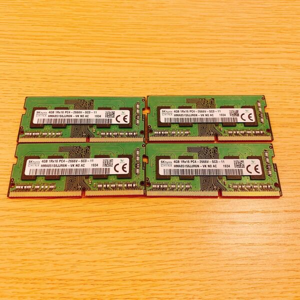 4個セット!SK hynix ノートパソコン用メモリ DDR4 4GB PC4-2666Vの中古品 合計16GB