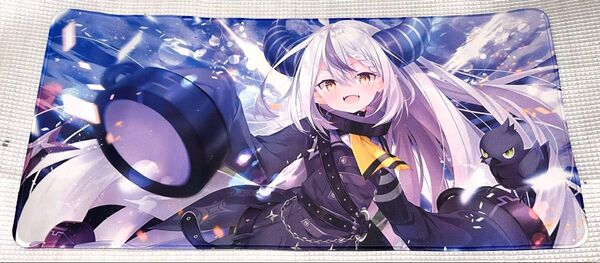 ラプラス・ダークネス ゲーミングマウスパッド ラバーマット プレイマット hololive ホロライブ