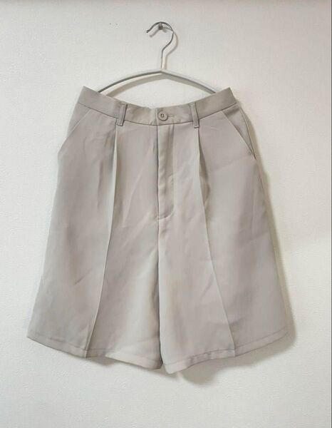 GU センタープレス バミューダパンツ