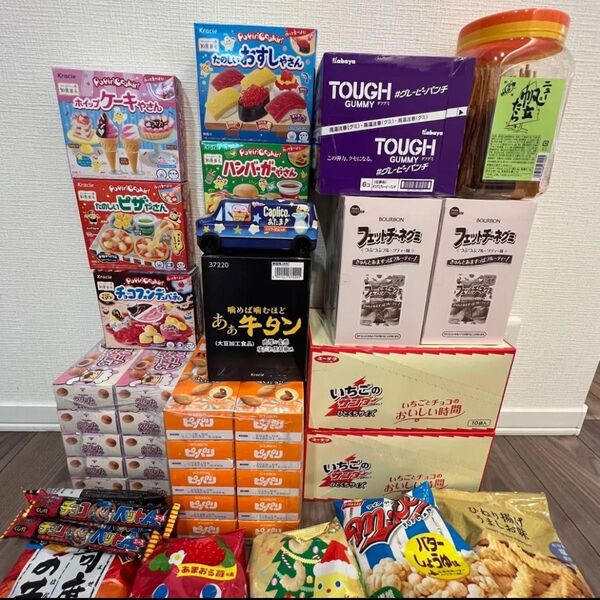お菓子詰め合わせ お菓子 セット ブラックサンダー 知育菓子 タフグミ フェットチーネグミ カプリコ 牛タン ピーパリ チョコ