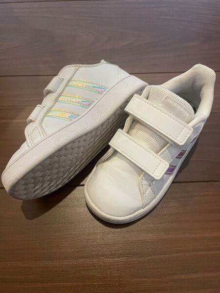 adidas スニーカー 白 15cm マジックテープ