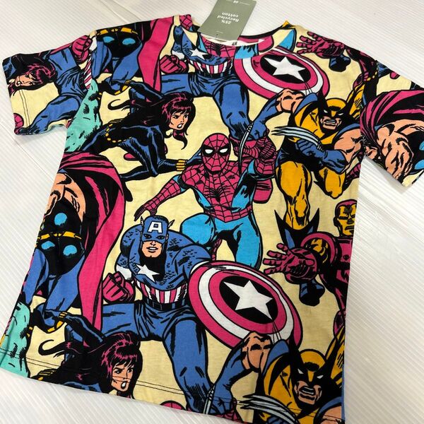 新品★130cm marvel h&m tシャツ半袖総柄 男の子派手