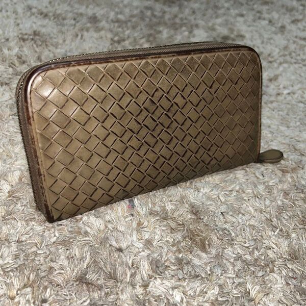 BOTTEGA VENETA イントレチャート ボッテガヴェネタ 長財布 ラウンドファスナー レザー 財布 茶色 ブラウン