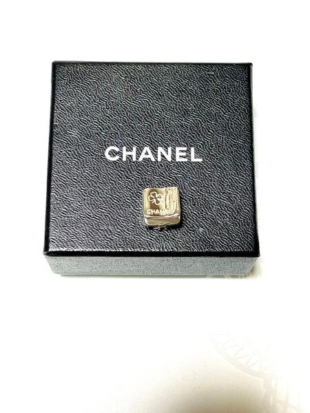 正規品CHANELシルバー925スクエアモチーフイヤリング