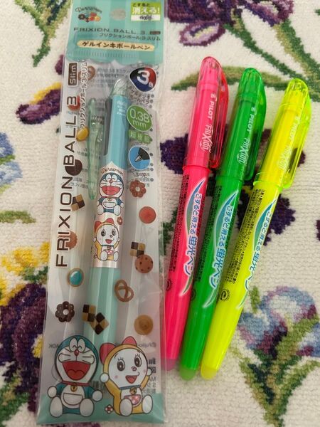 新品 PILOT フリクションボール3スリム ドラえもん フリクション蛍光ペン3色セット