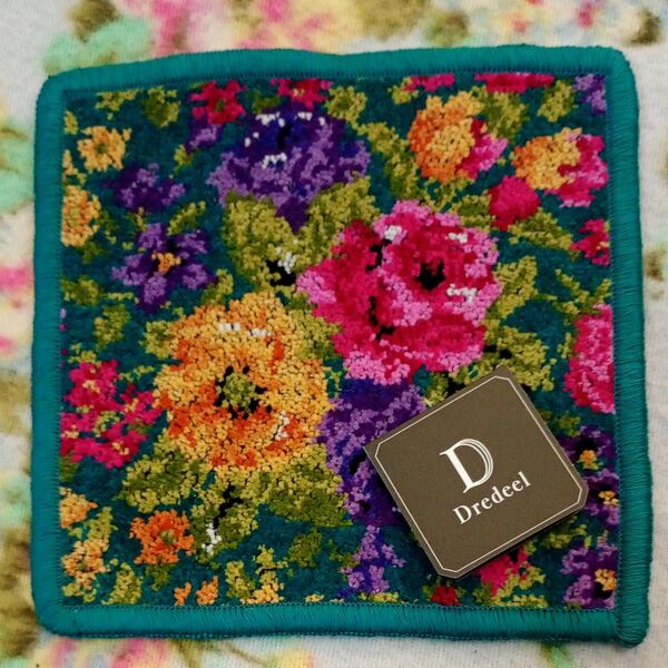 新品未使用 ドレディール Dredeel ミニタオルハンカチ プティ シェニール織 花柄